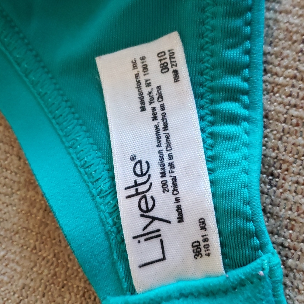 2 - Lilyette Bras Style 0810 Sz 36D - Picture 4 of 7